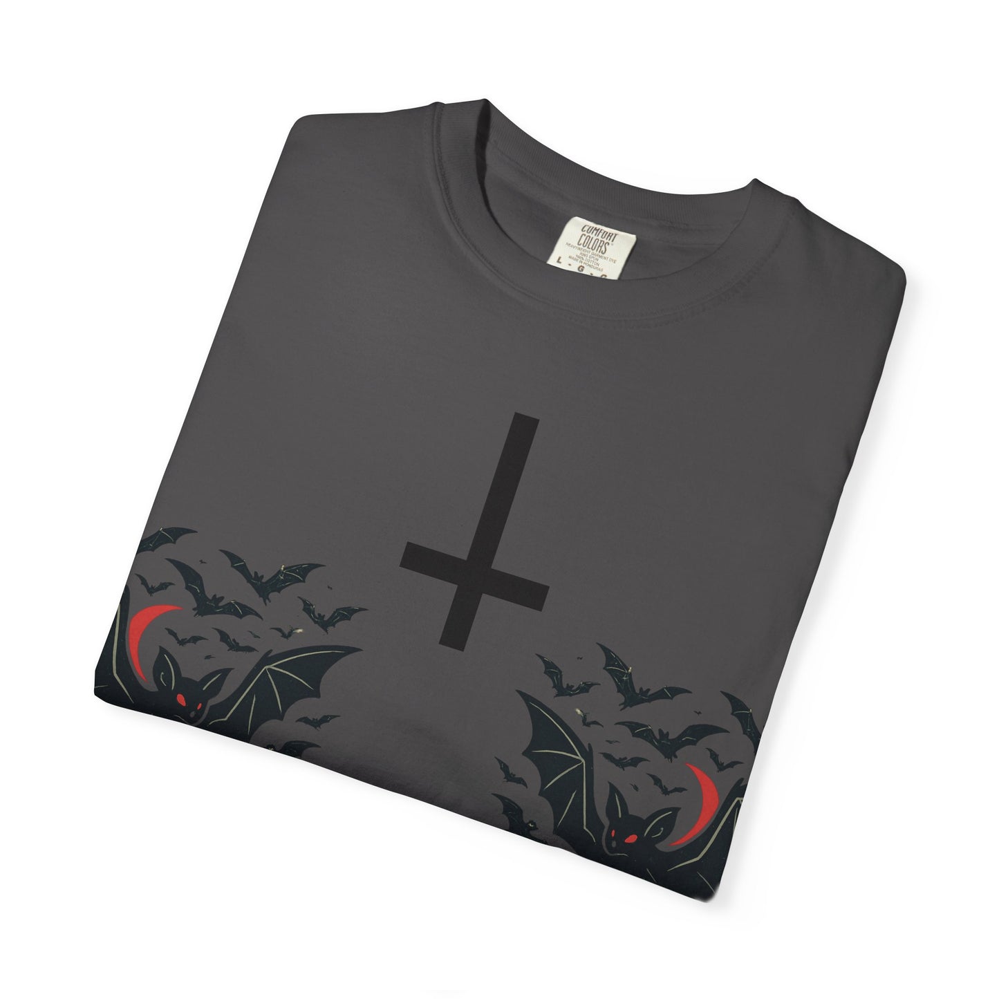 Gothic Bat T-Shirt - Unisex Vibe, Perfect for Halloween, Alternative Fashion, Graphic Tee, Gift for Him/Her/Nonbinary