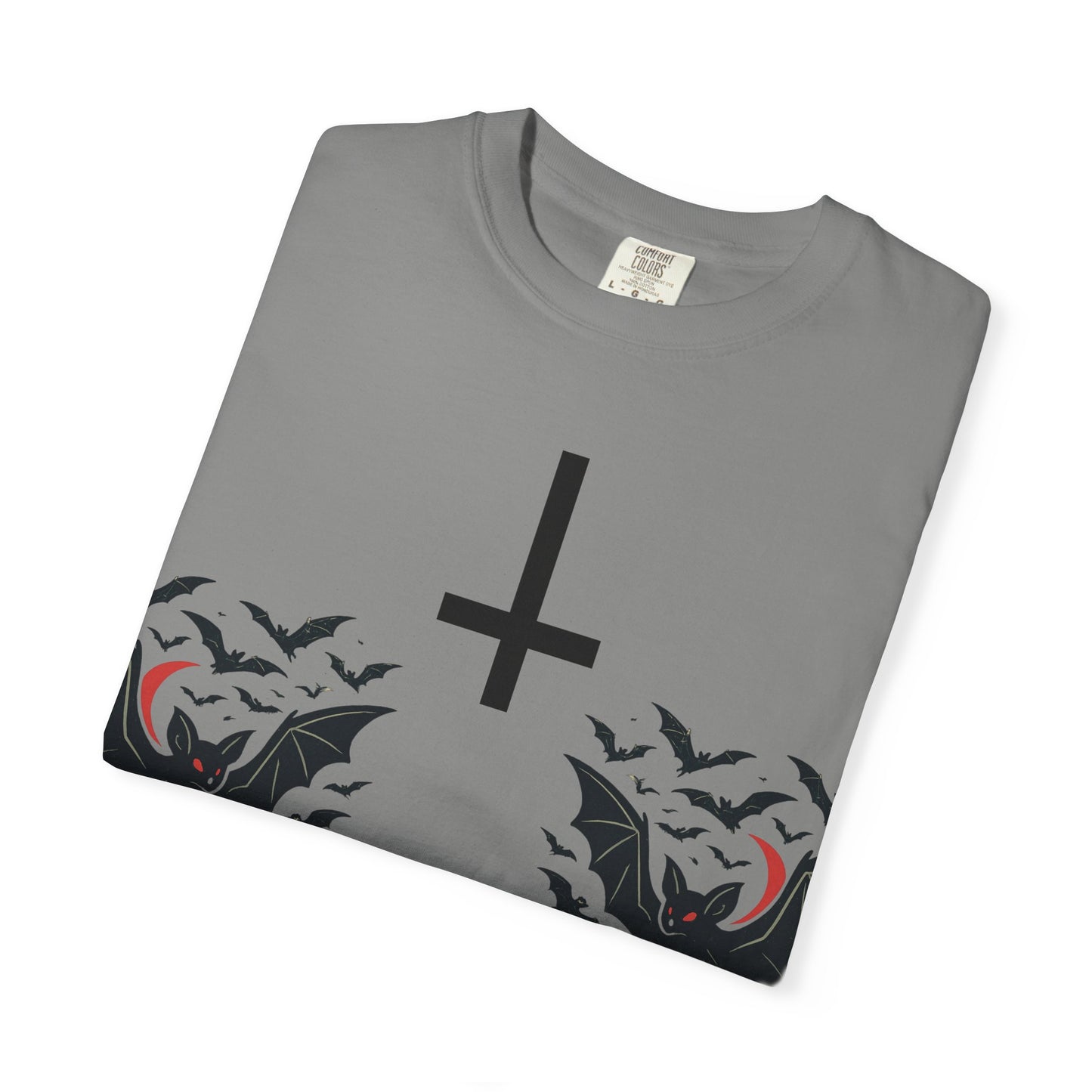 Gothic Bat T-Shirt - Unisex Vibe, Perfect for Halloween, Alternative Fashion, Graphic Tee, Gift for Him/Her/Nonbinary