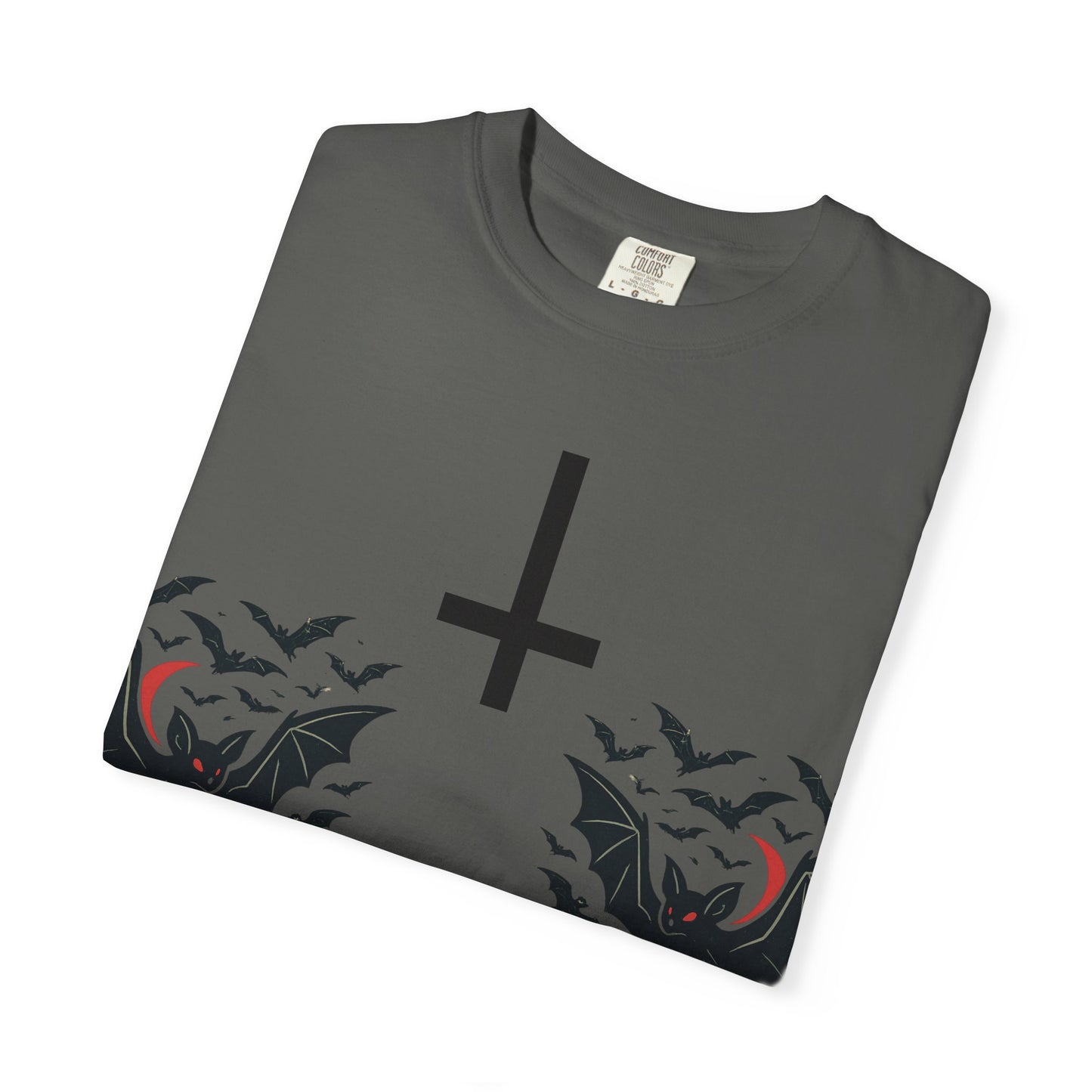 Gothic Bat T-Shirt - Unisex Vibe, Perfect for Halloween, Alternative Fashion, Graphic Tee, Gift for Him/Her/Nonbinary